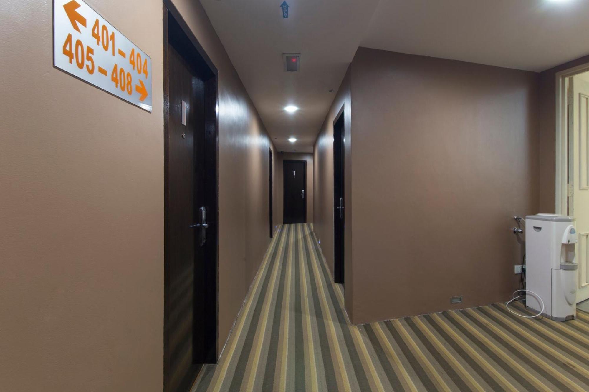 Oyo 90894 Hotel Smc I-City Shah Alam Exterior photo