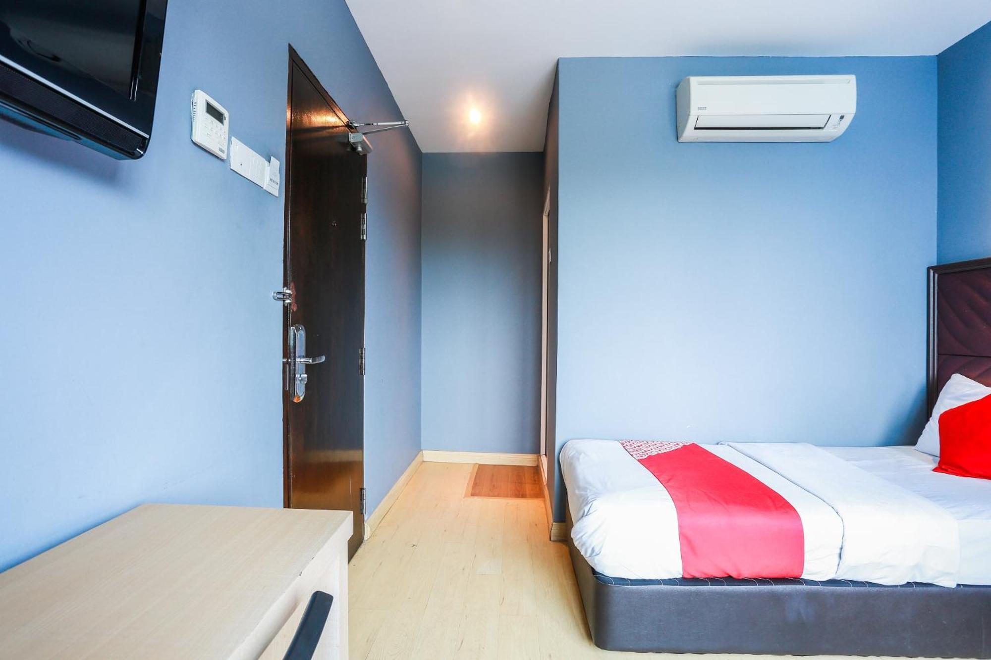 Oyo 90894 Hotel Smc I-City Shah Alam Exterior photo